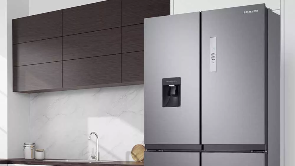Pr&eacute;miov&aacute; americk&aacute; lednice Samsung RF48A401EM9/EO_04