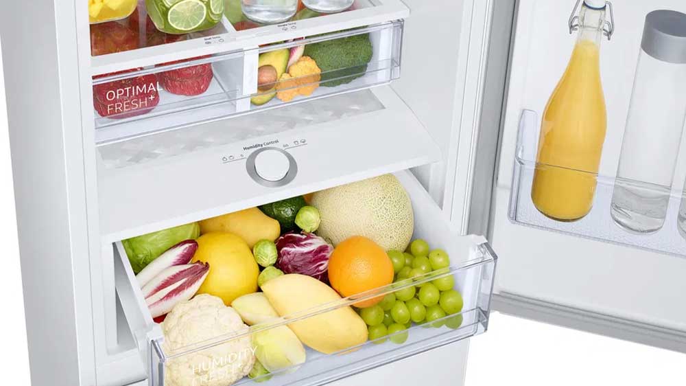 Kombinovaná lednice Samsung RB34C605CWW/EF a praktické přihrádky_04