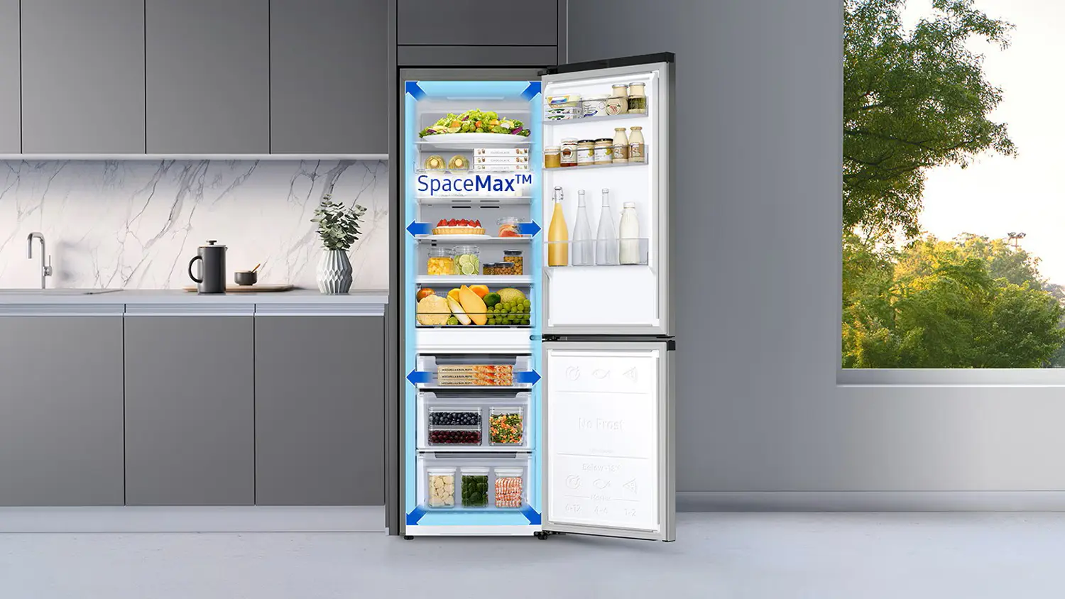 Kombinovaná chladnička Samsung RB34C600EWW/EF v kuchyni