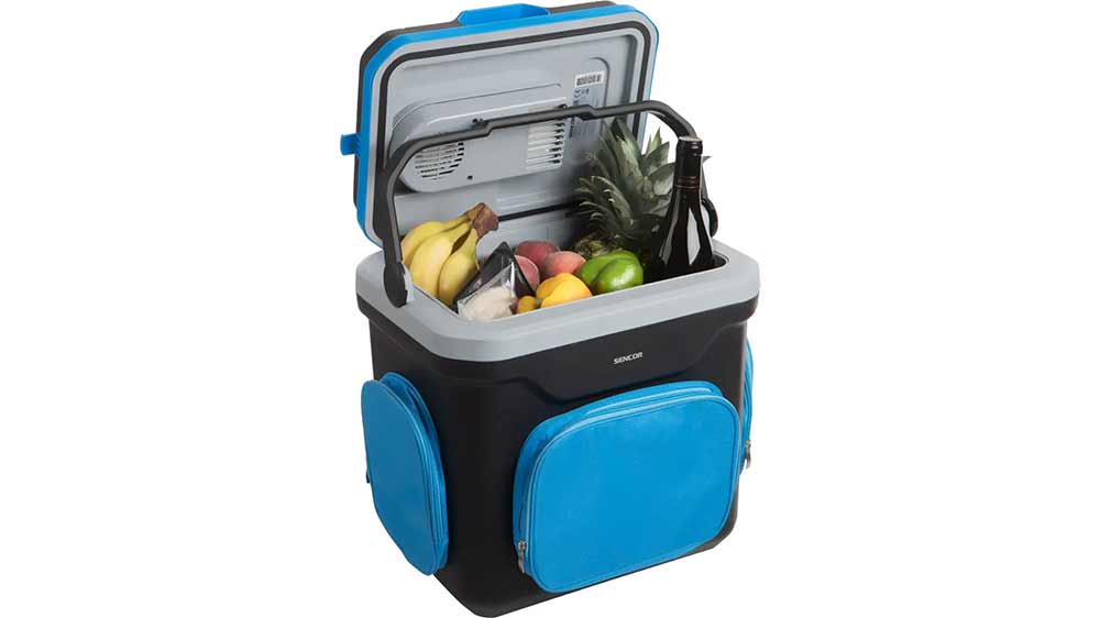 Autochladnička Sencor SCM 3224BL-EUE3 naplněná potravinami_02