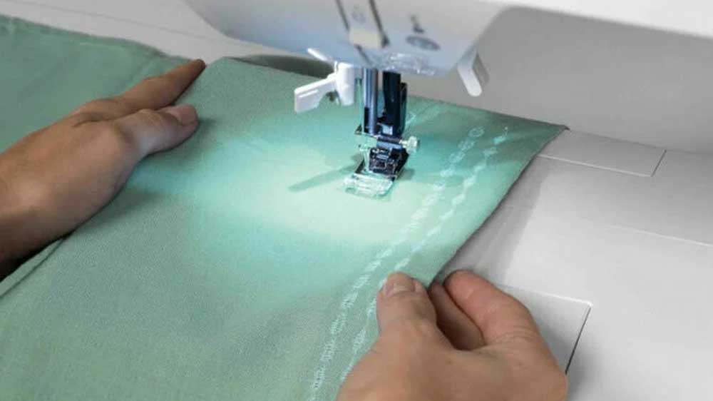 &Scaron;ic&iacute; stroj Singer um&iacute; i ozdobn&eacute; stehy_04