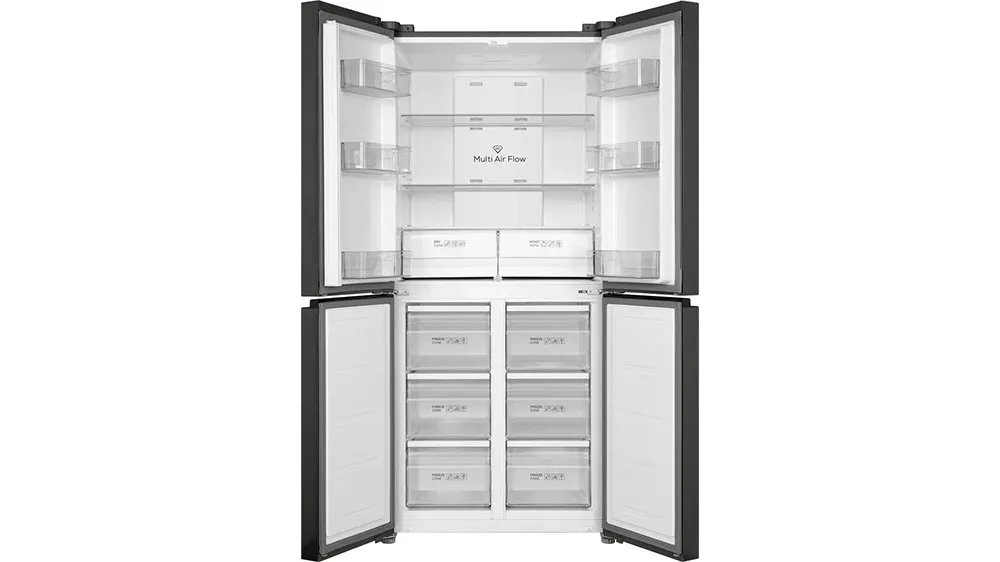 Americk&aacute; lednice TCL RP470CSE1, otevřen&eacute; dveře do chladničky_03
