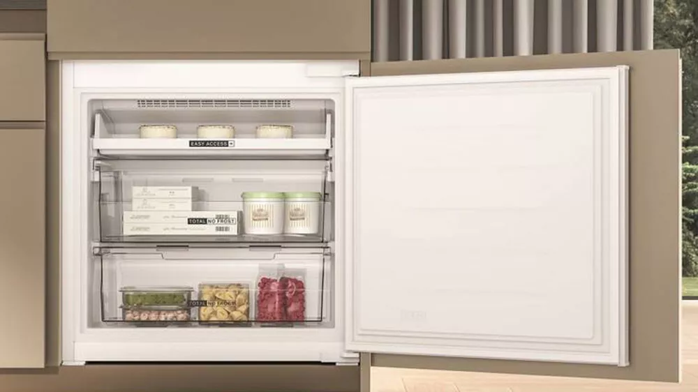 Mraz&iacute;c&iacute; č&aacute;st chladničky kombi vestavn&eacute; Whirlpool WH SP 70 T122_05