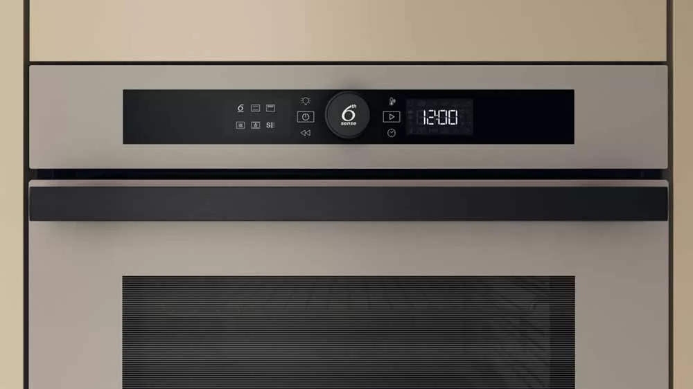 Ovládací panel vestavné trouby Whirlpool WOI4S8CM1SEA_04