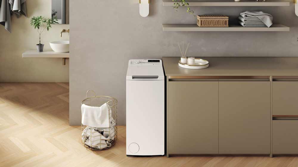 Práčka s vrchným plnením Whirlpool EELT 7150 EU v interiéri_02