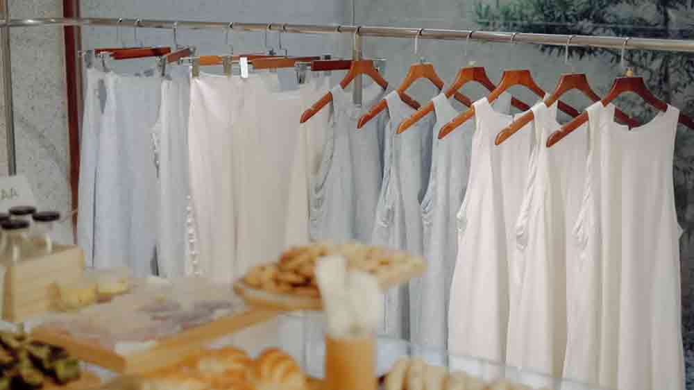 B&iacute;l&eacute; pr&aacute;dlo na vě&scaron;&aacute;ku_03