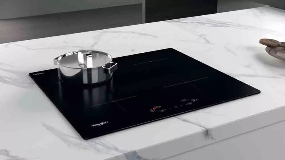 Hrnec na varn&eacute; desce Whirlpool WS Q3560 CPNE_03