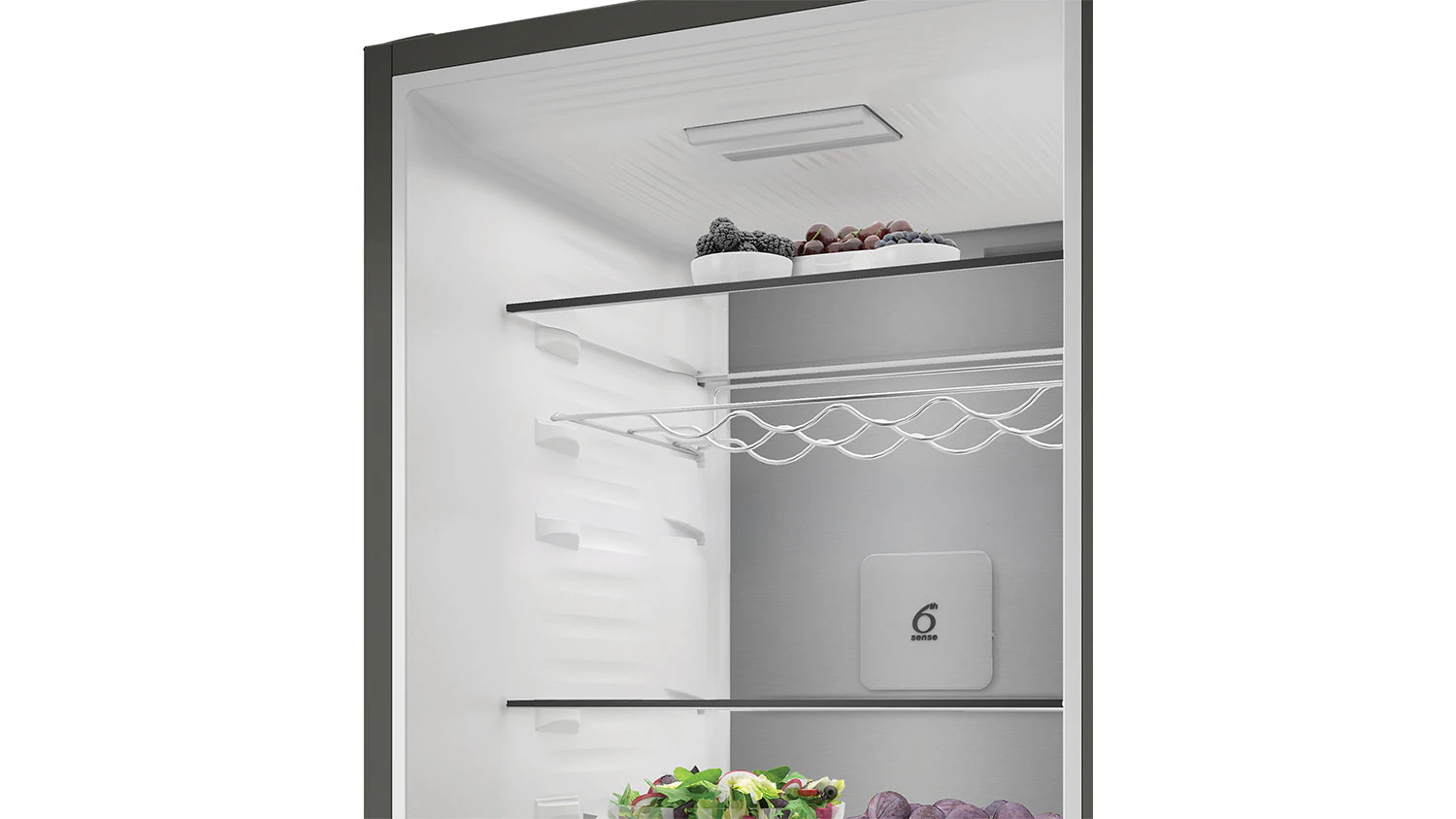Detail vn&uacute;torn&eacute;ho priestoru chladničky Whirlpool WHK 26413 XBR6EA1