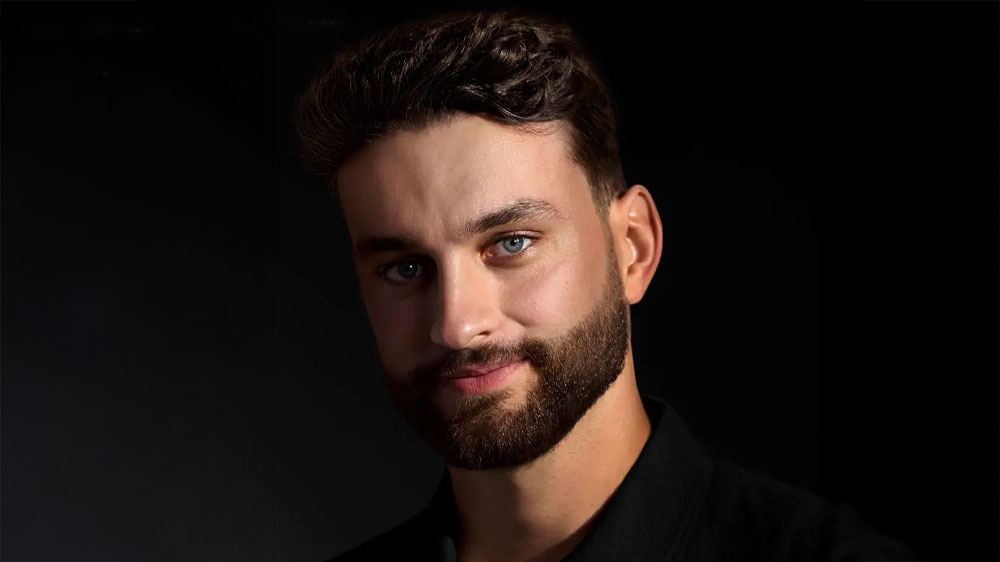 Muž ostrihaný zastrihávačom vlasov Braun Series 5 HC5530_03