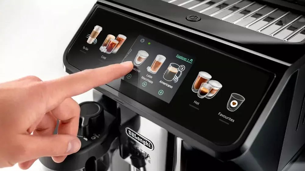 Ovládanie na dotykovom displeji automatického kávovaru De'Longhi Eletta Explore ECAM450.55.G_05