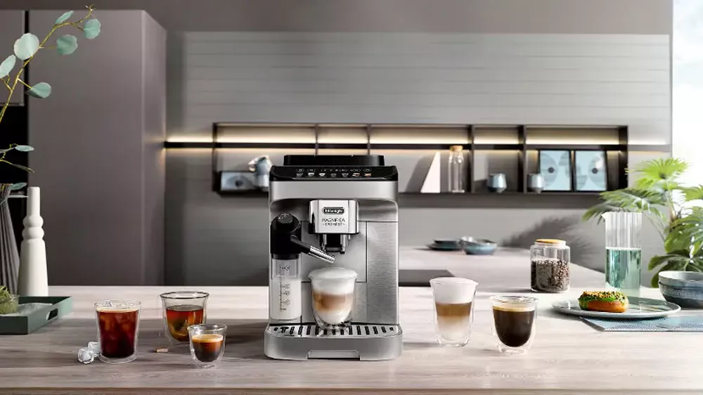 De'Longhi Magnifica EVO MILK ECAM290.85.SBX EX1 v kuchyni_04