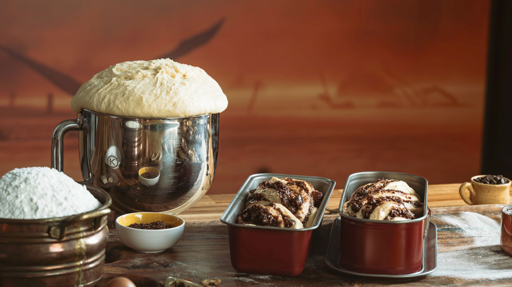 Kynuté cesto a upečený koláč_03