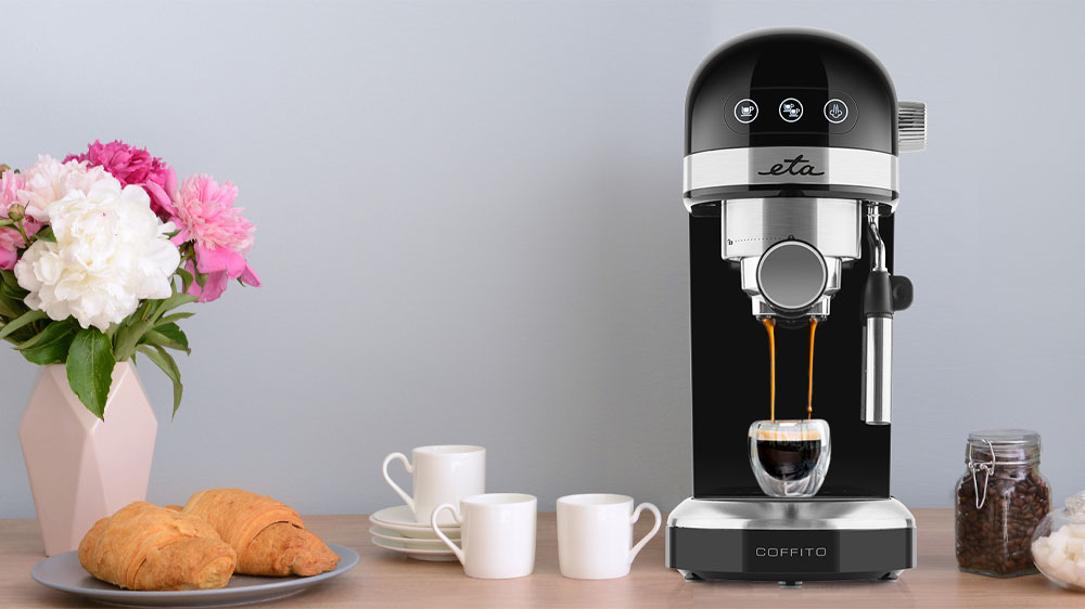 P&aacute;kov&eacute; espresso ETA 0175 90000 na kuchyňsk&eacute; lince_02