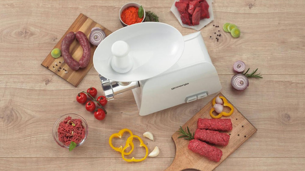 Potraviny a mlynček na mäso Gorenje MG1602W_02