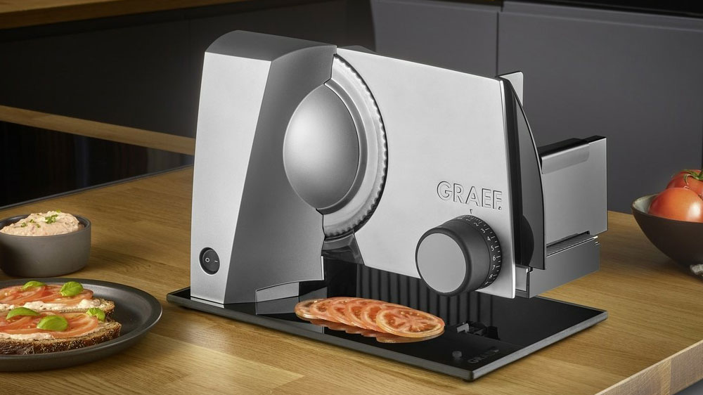Elektrický kráječ Graef Style S 12005 v kuchyni_02