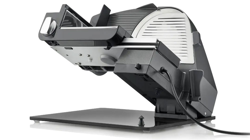 Naklonění kuchyňského kráječe Graef Master M 95_02