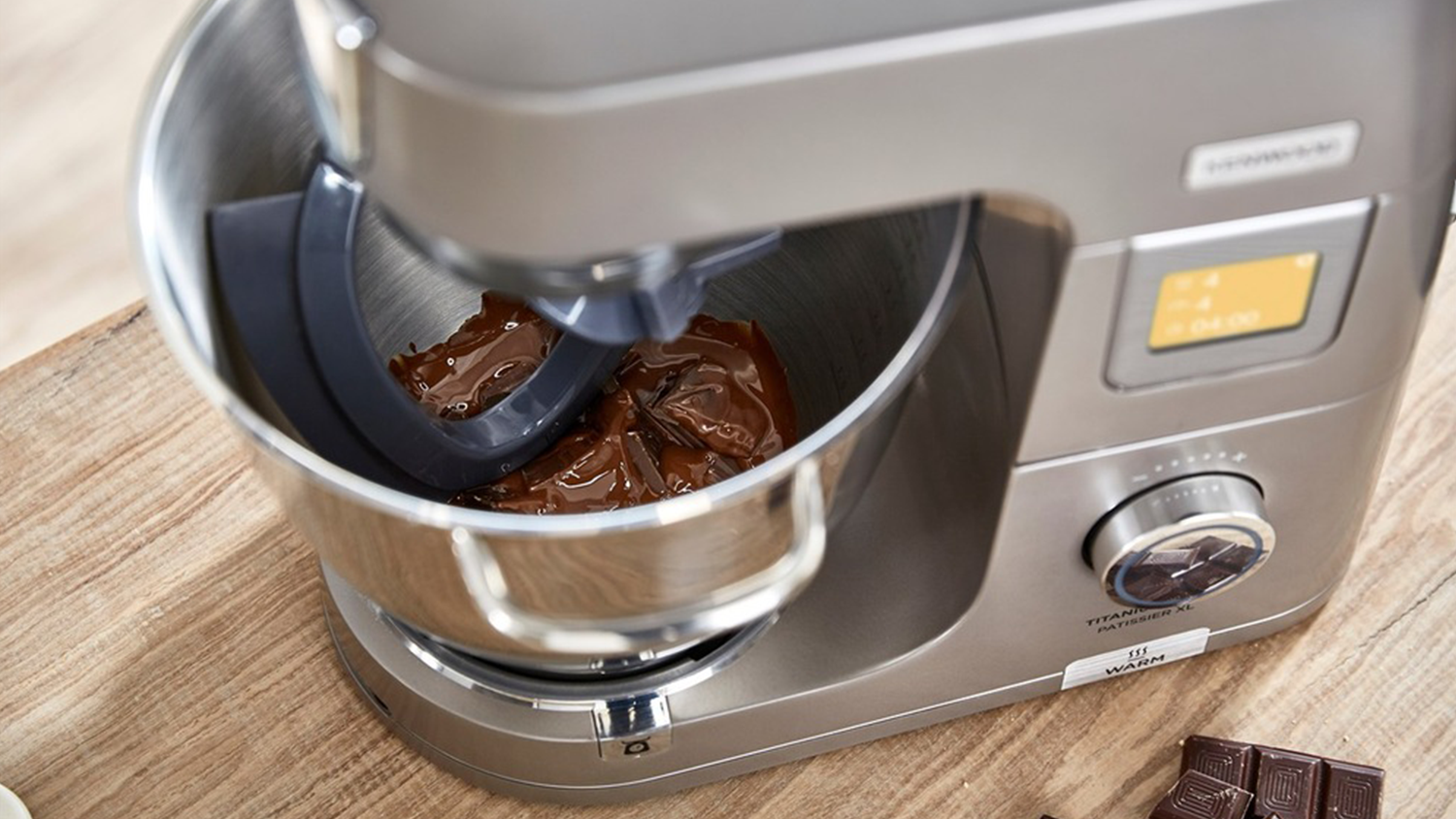 Rozp&uacute;&scaron;ťanie čokol&aacute;dy v robote Kenwood KWL90.594SI