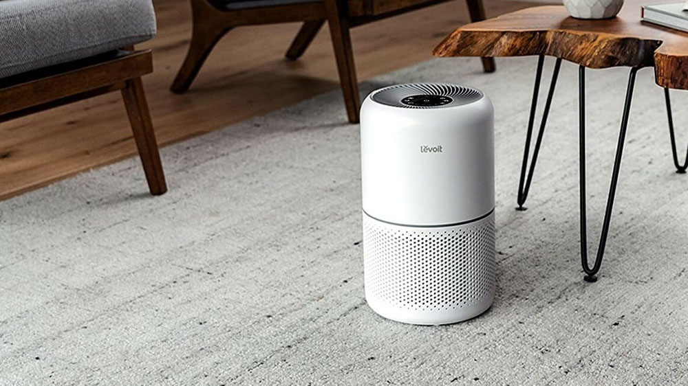 Filter Levoit Core200S-RF v čističke vzduchu na zemi_02