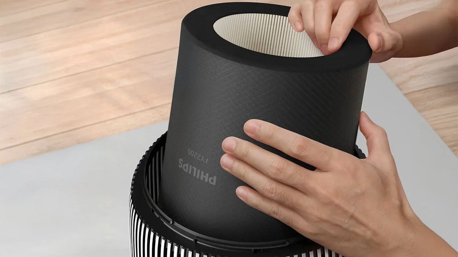 Ruky vkladaj&uacute;ce HEPA filter PHILIPS AC2220/10 do čističky
