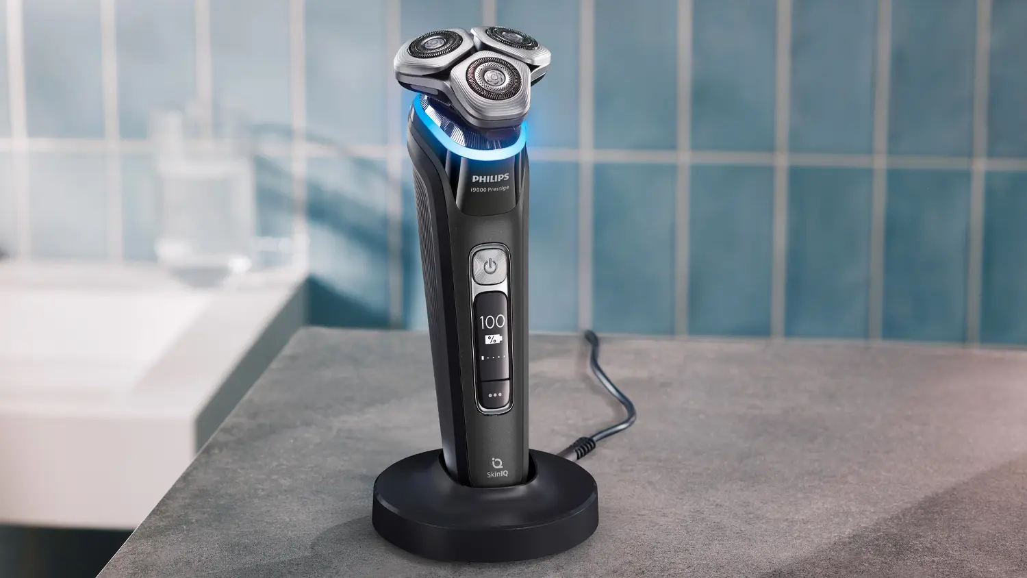 Dobíjení elektrického strojku Philips i900 Prestige XP9200/30