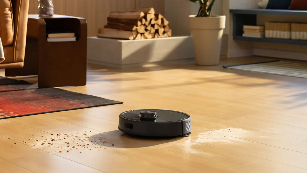 Vysávání obýváku s robotickým vysavačem Roborock Q10 V+_04