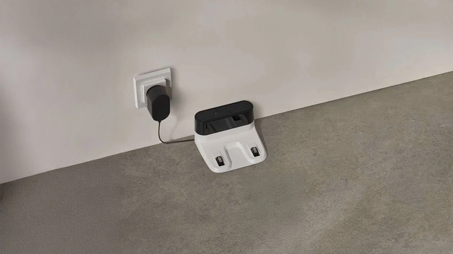 Adaptér Sencor SRXD 4111 pripojený k nabíjacej stanici