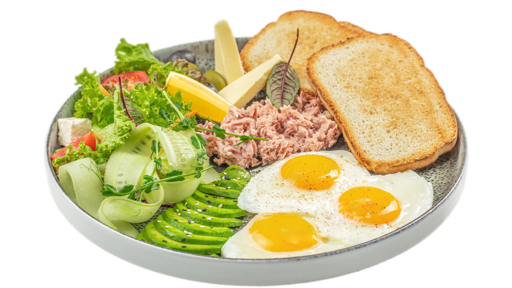 Snídaně s vajíčky a opečenými toasty_02