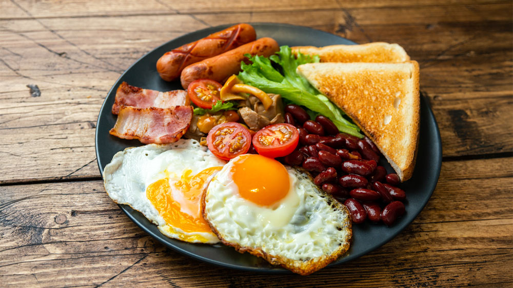 Americká snídaně s opečenými toasty_02