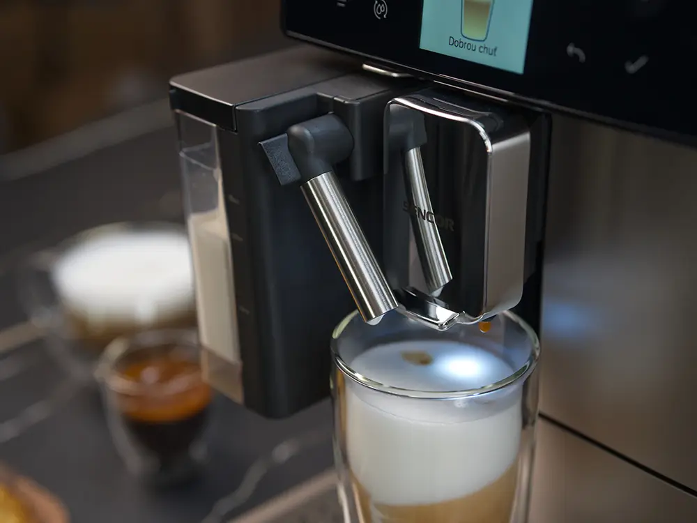 K&aacute;vovar Sencor SES 9350CH s Latte