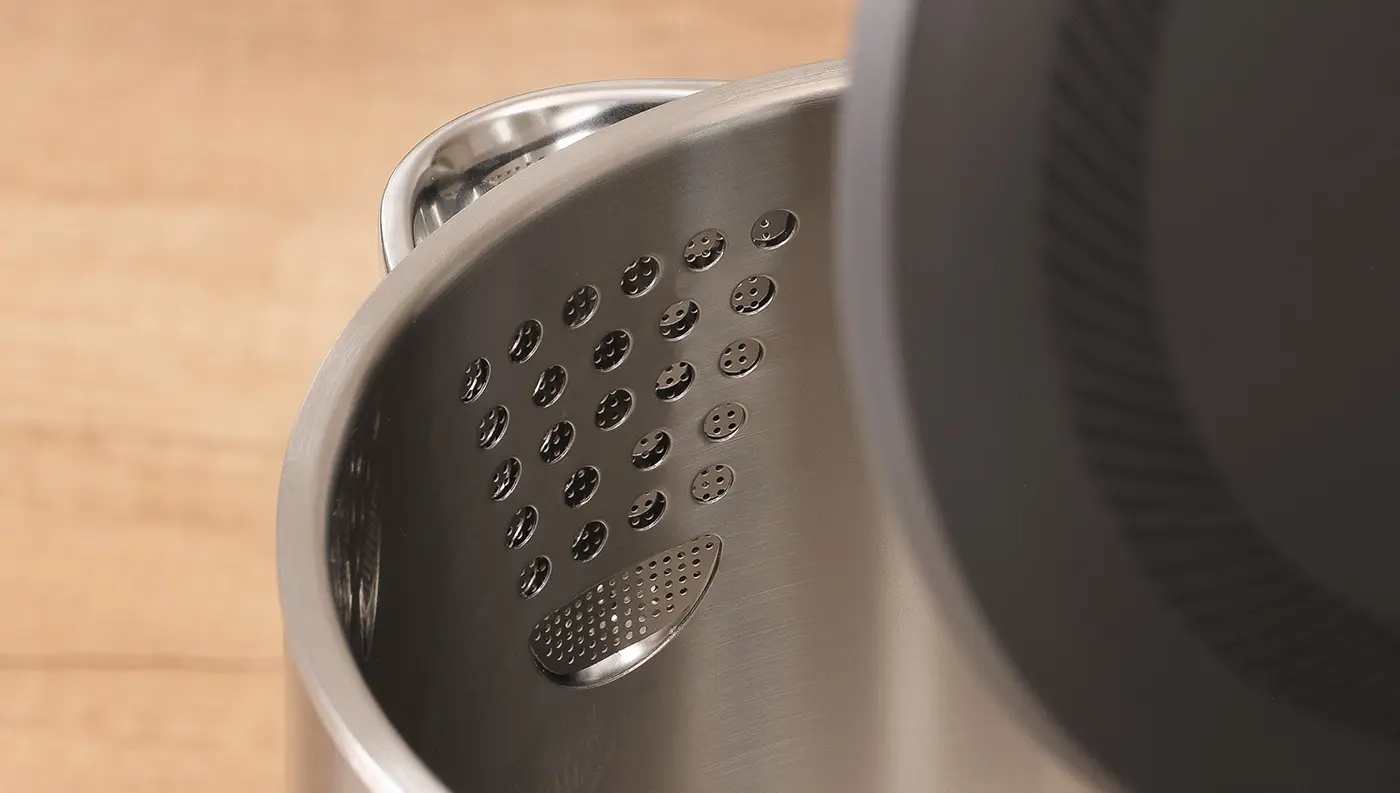 Jen čist&aacute; voda