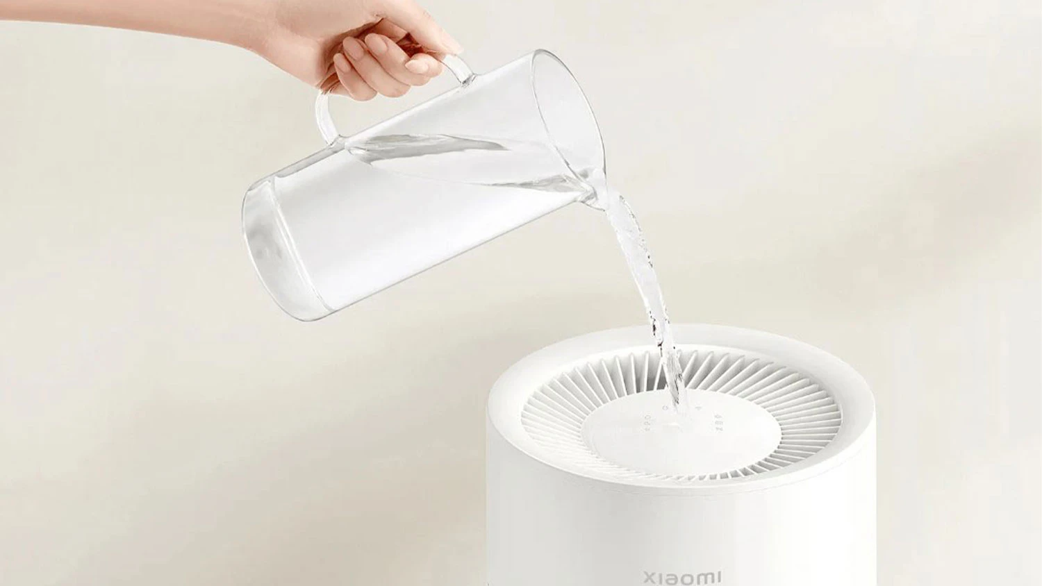 Dolévání vody do zvlhčovače vzduchu Xiaomi Mijia Smart Evaporative Humidifier Pro