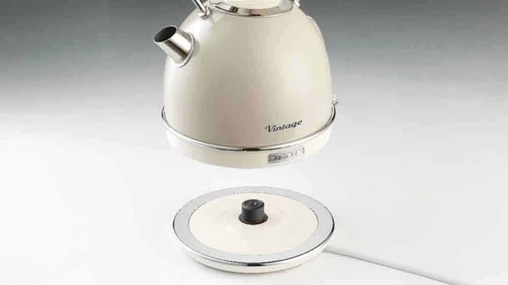 Rychlovarná konvice Ariete Vintage 2877/05 s postavcem_03