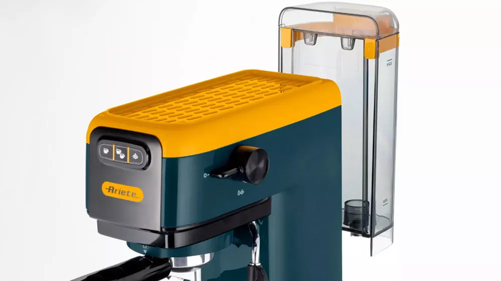 P&aacute;kov&eacute; espresso Ariete ART 1399 m&aacute; odn&iacute;matelnou n&aacute;drž na vodu_04