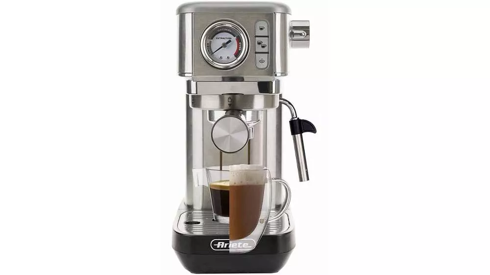 Různé hrníčky v espresso Ariete 1381/10_04