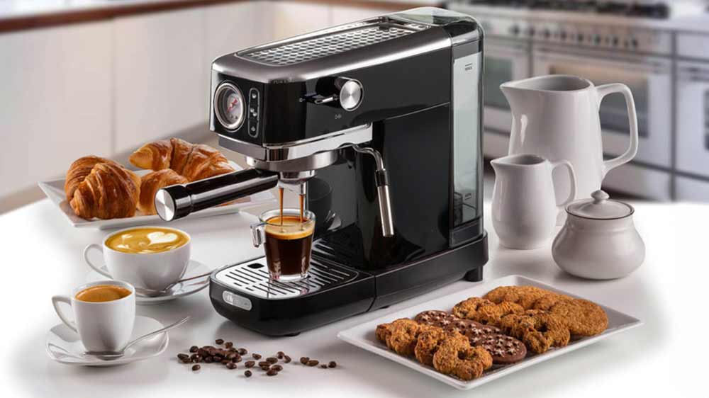 Stolování s pákovým kávovarem Ariete Moderna Slim 1381/32 černá_02