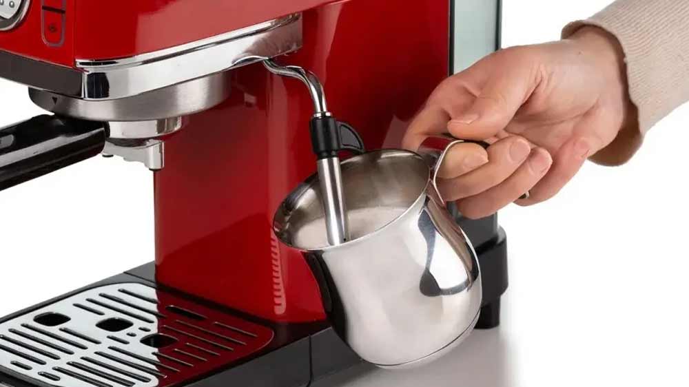 Parní tryska pákového kávovaru Ariete Moderna Slim 1381/33 červená_03
