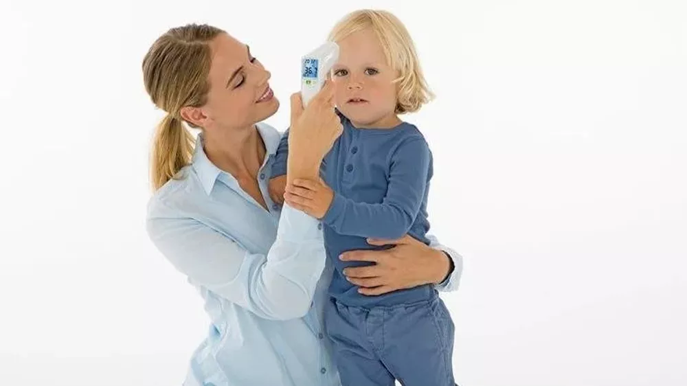Bezkontktn&iacute; teploměr Beurer FT100