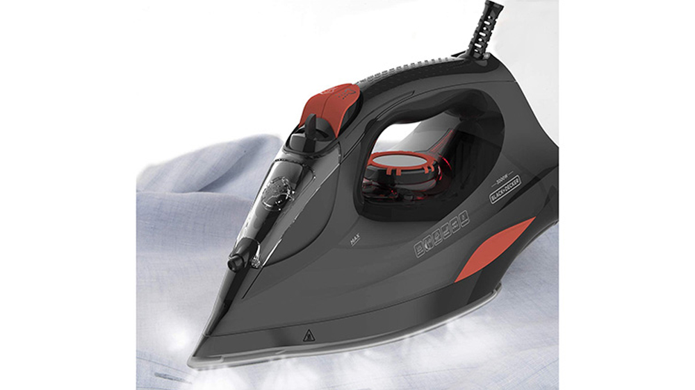 Napařovací žehlička Black&Decker BXIR3000E