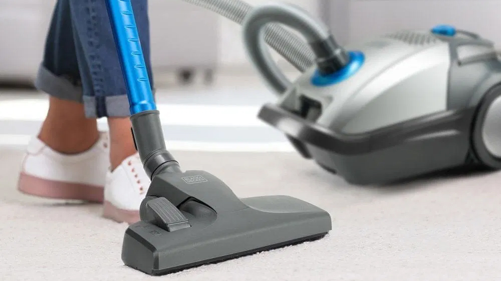 S&aacute;čkov&yacute; vysavač Black&Decker BXVMB700E
