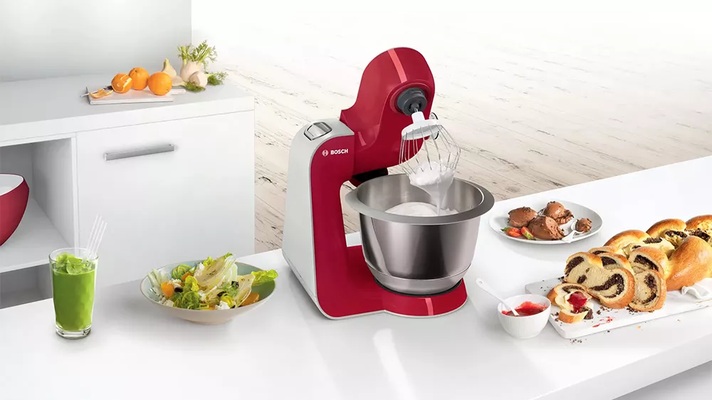 Kuchyňsk&yacute; robot Bosch MUM58720 červen&yacute;