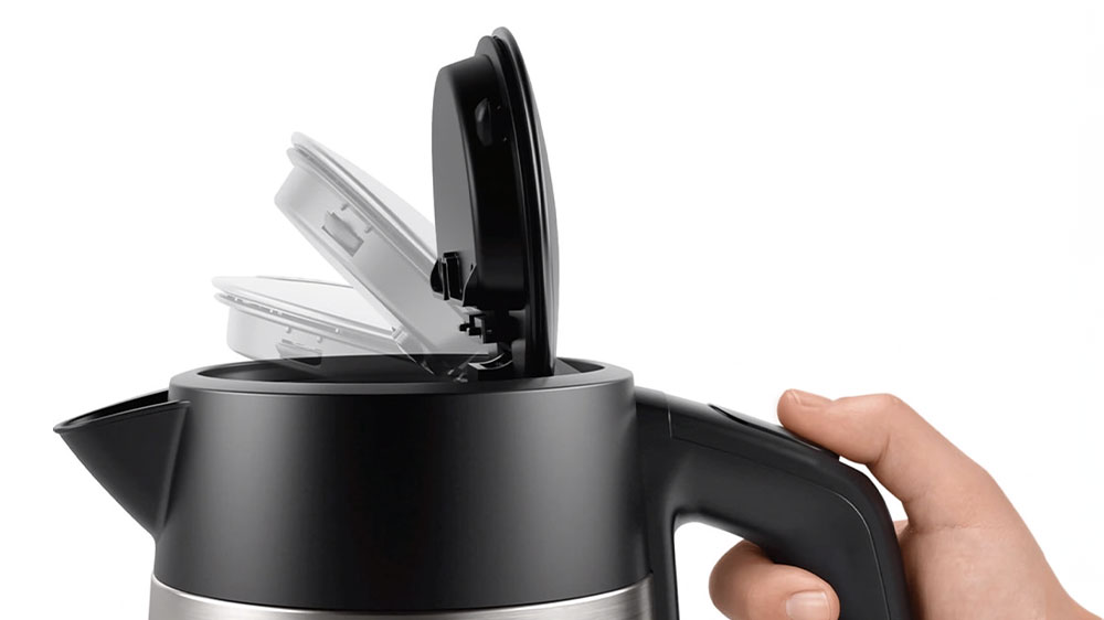 Otevírání rychlovarné konvice Bosch DesignLine TWK4P440_02