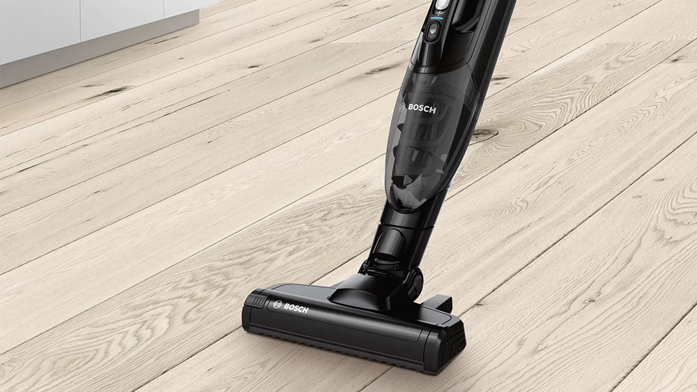 Akumulátorový bezsáčkový vysavač Bosch BCHF220B_03