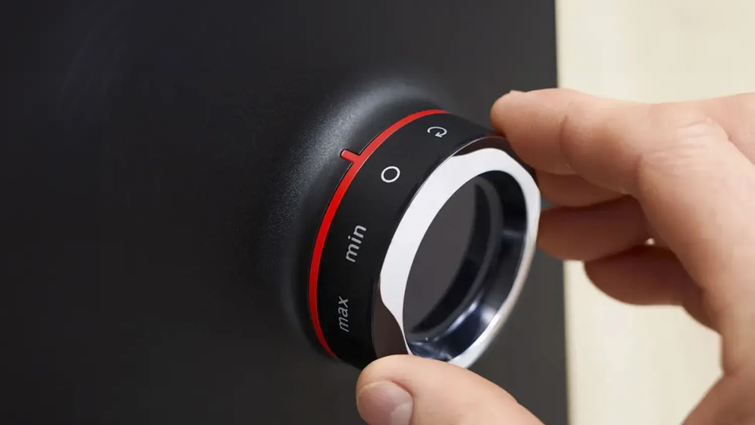 Masoml&yacute;nek Bosch MultiPower MFWS640B otočn&yacute; ovladač