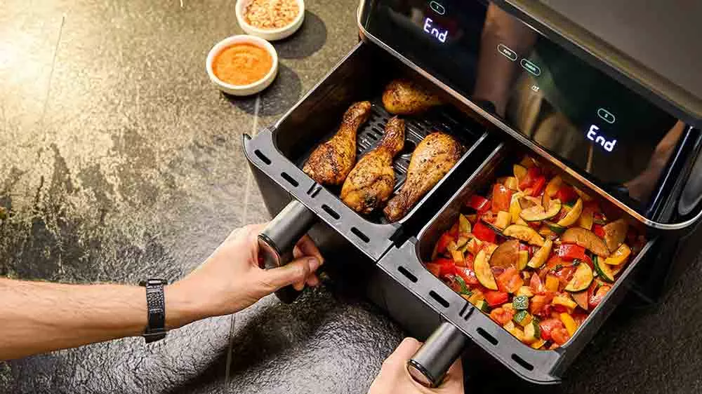 Horkovzdušná fritéza Braun TwinCook 5 TD5030 černá horní pohled na otevřené nádoby