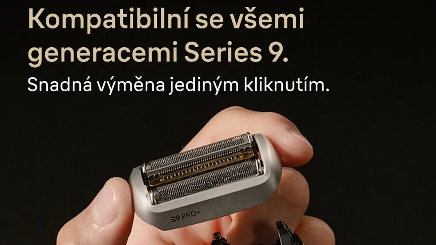 Uk&aacute;zka nasazen&iacute; n&aacute;hradn&iacute; hlavice Braun Series 9 PRO+ 96M na holic&iacute; strojek
