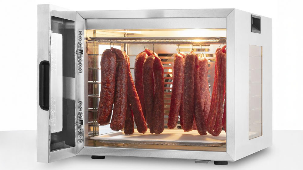 Sušička potravin Catler FD 4011 s klobáskami uvnitř_04