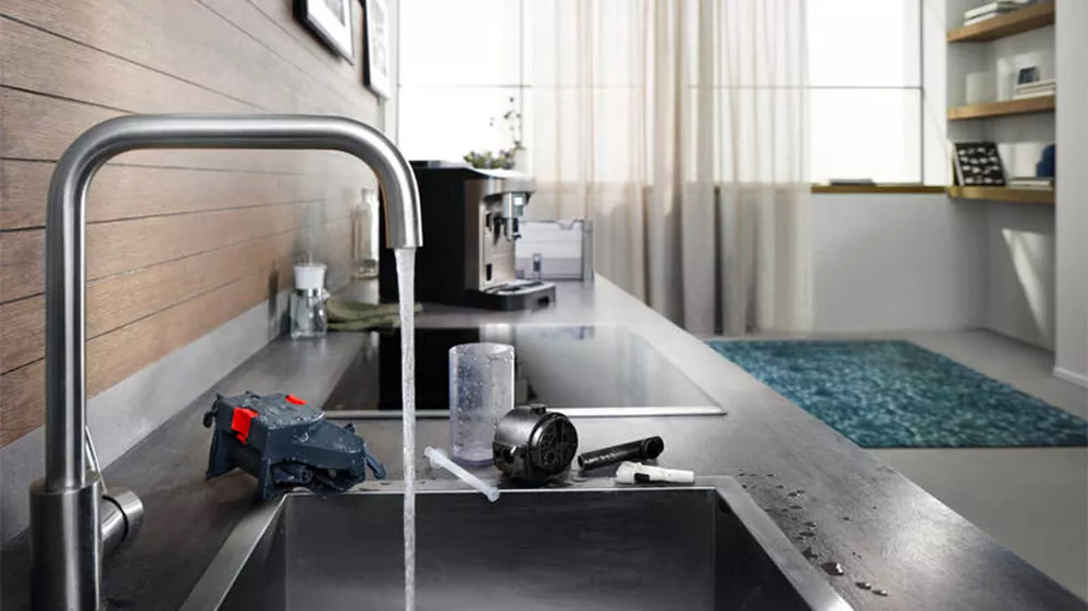 Kávovar Espresso DE'LONGHI ECAM290.51.B Magnifica Evo omývání dílů_04