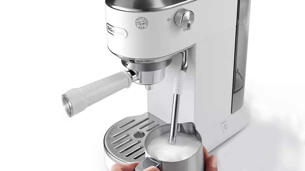 Parná tryska pákového kávovaru De'Longhi Dedica Duo EC890.WI_03