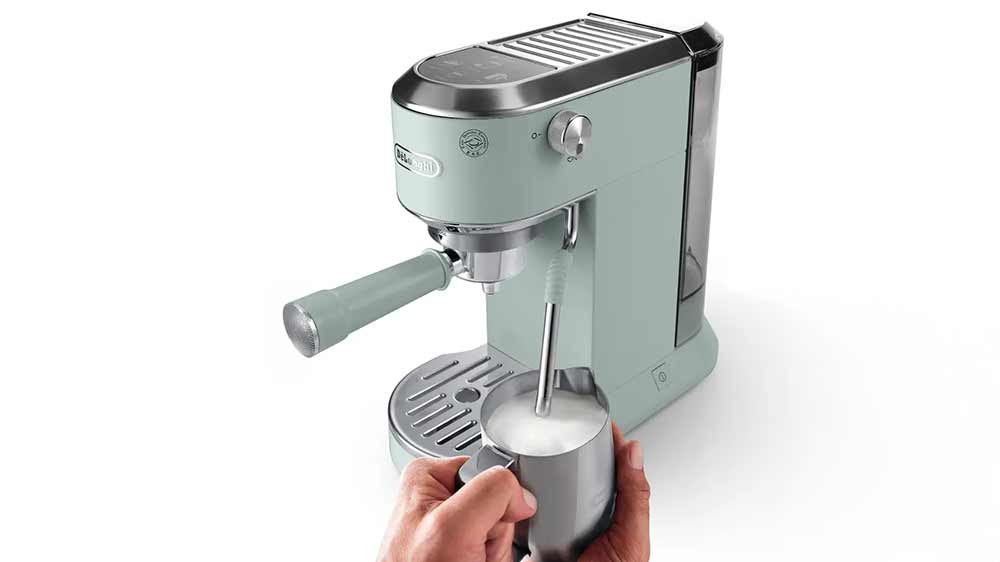 Parní tryska pákového kávovaru De'Longhi Dedica Duo EC890.GR_03
