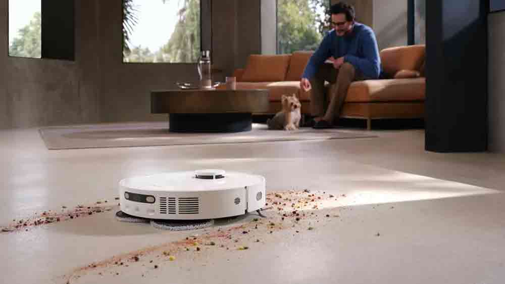 Robotický vysavač s mopem Dreame D20 Ultra uklízí nepořádek_2